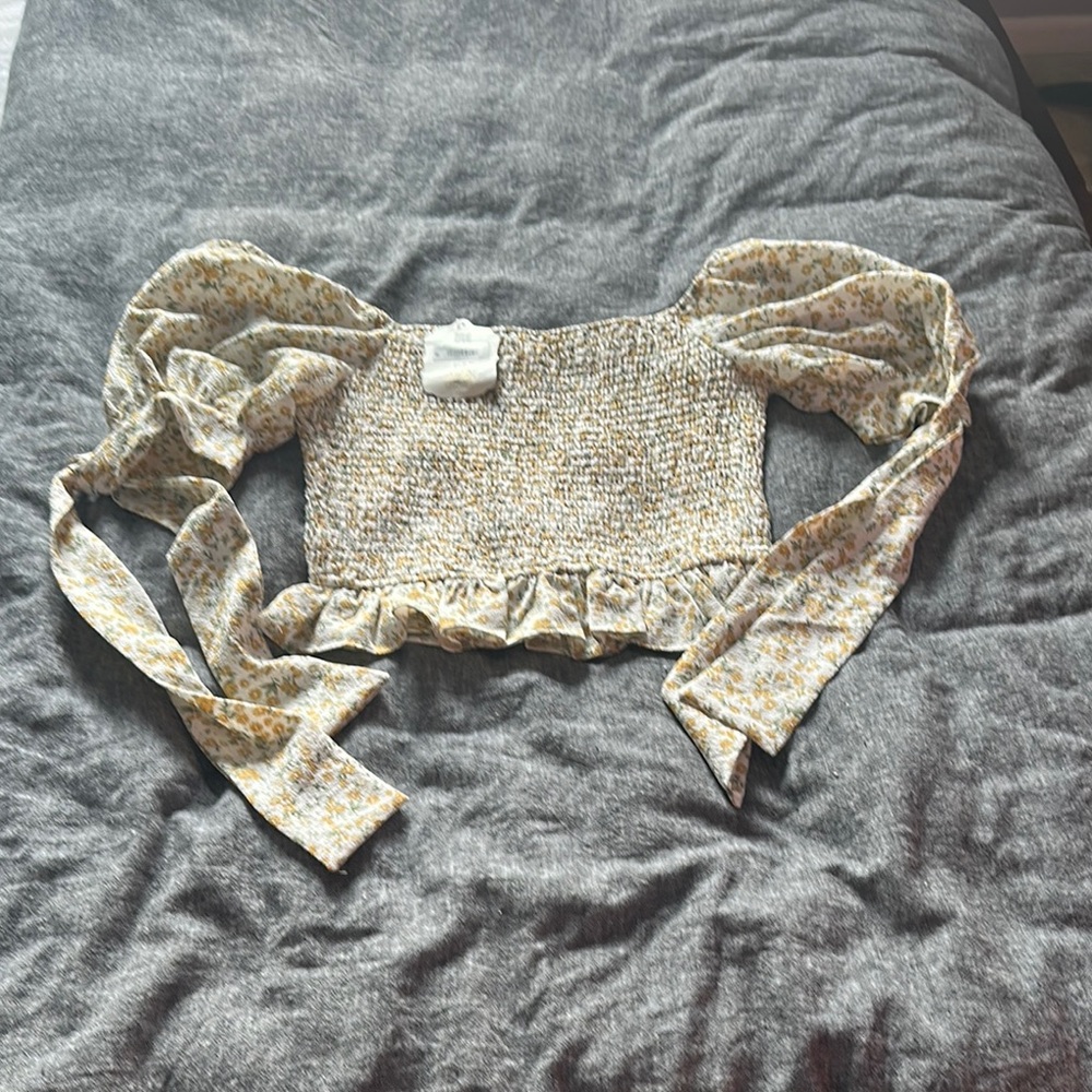 Altar'd State Floral Puff Sleeve Blouse